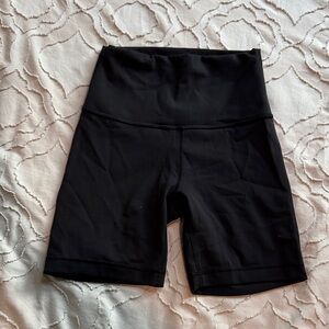 Wunder Train 6” Black Short - Size 4